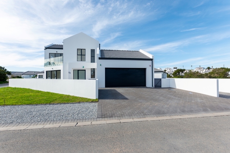 3 Bedroom Property for Sale in Shelley Point Western Cape